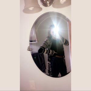 Meet your Posher, Lizzy